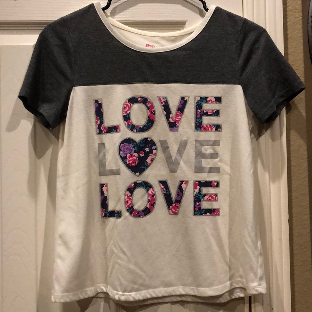 Kids “Love” top